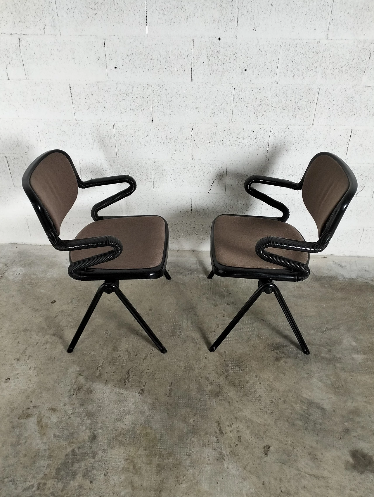 Pair of Vertebra armchairs by Ambasz and Piretti for OpenArk/Anonima Castelli, 1970s 5