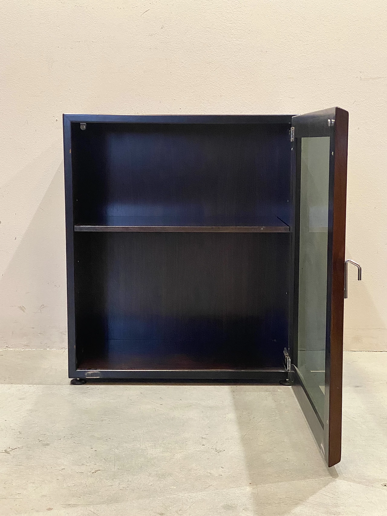 Credenza in palissandro e vetro nero di Vittorio Introini per Saporiti, anni '70 7