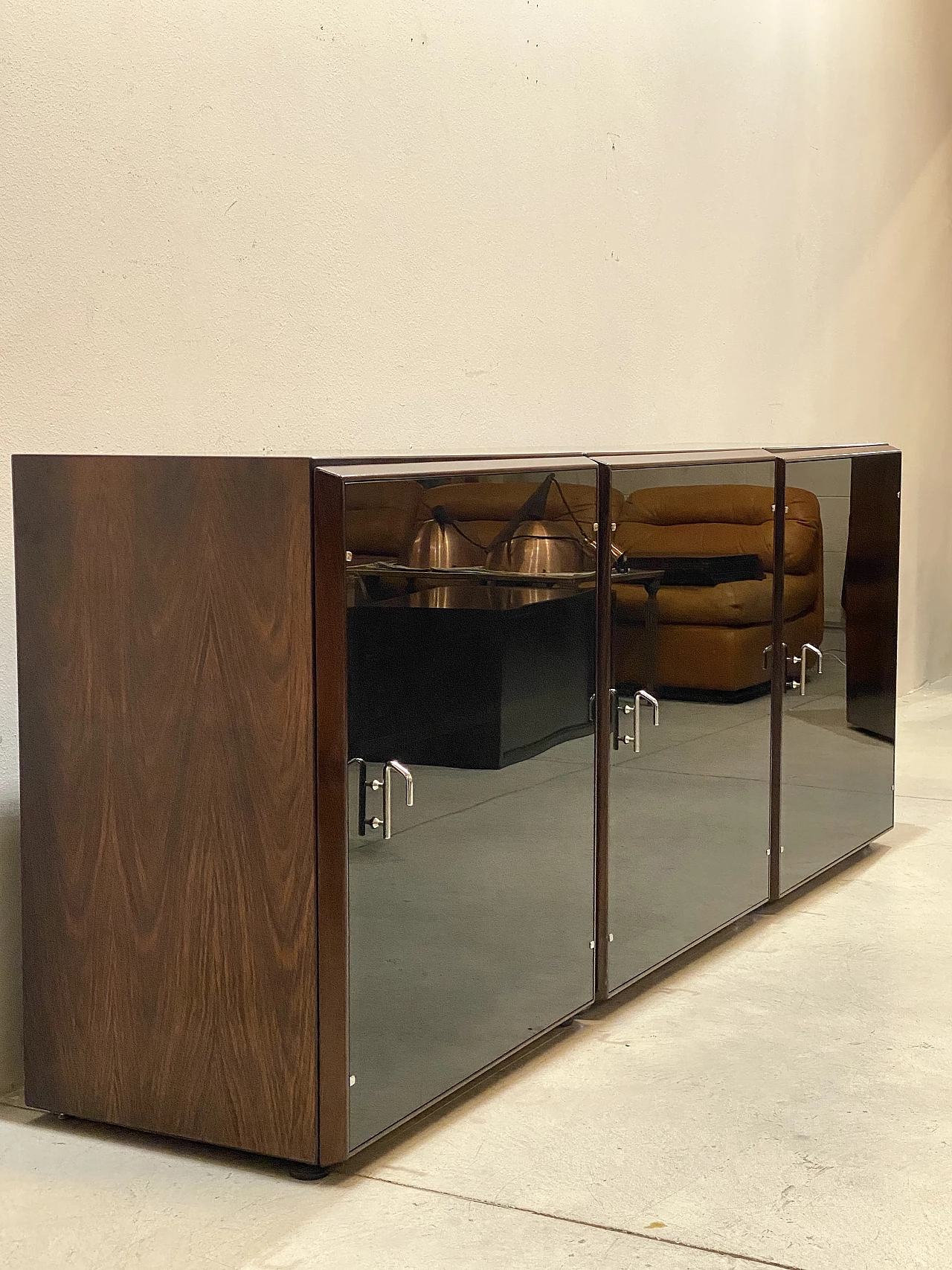 Rosewood and black glass sideboard by Vittorio Introini for Saporiti, 1970s 12