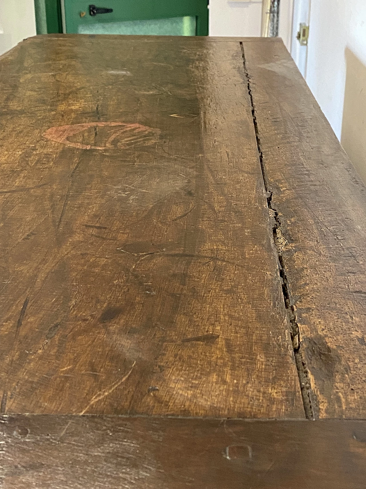 Two-door walnut sideboard, 18th century 8