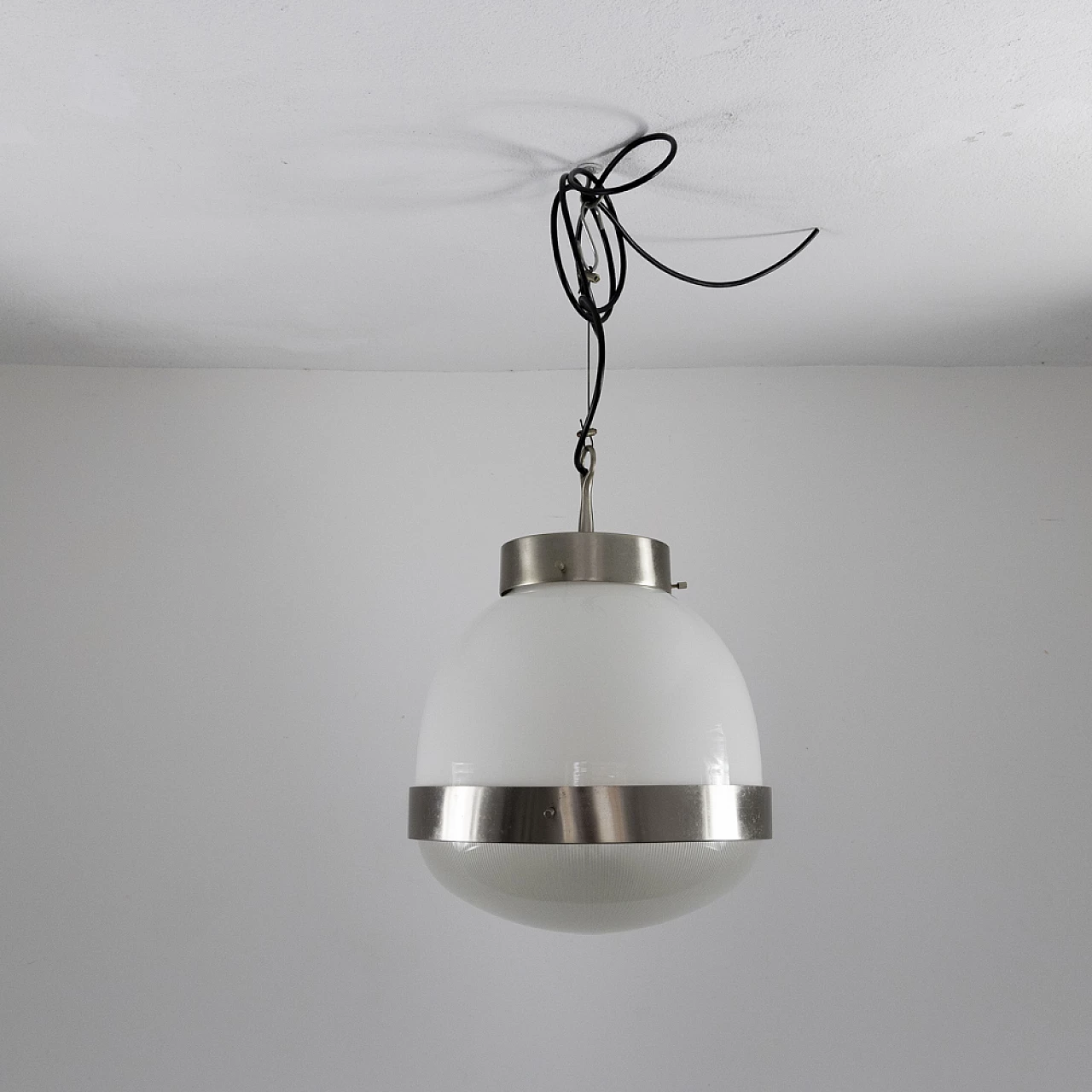 Lampadario Delta di Sergio Mazza per Artemide, anni '60 3