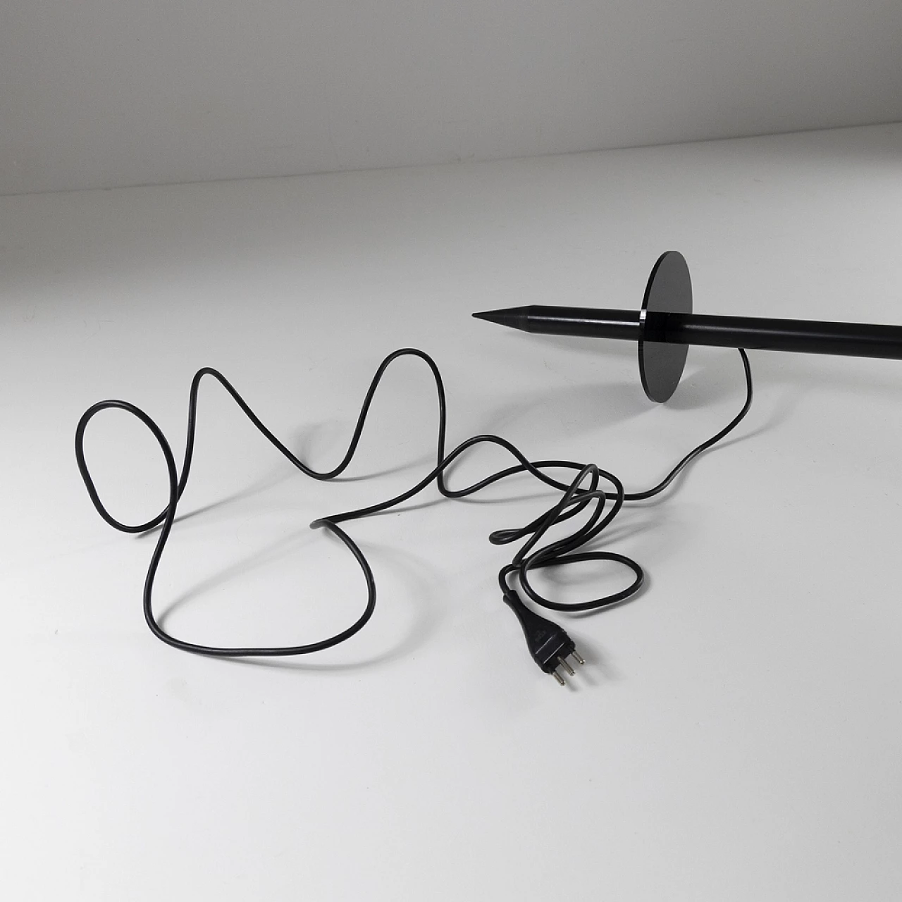 Pair of garden stake lamps by Gio Ponti for O-Luce, 1980s 14