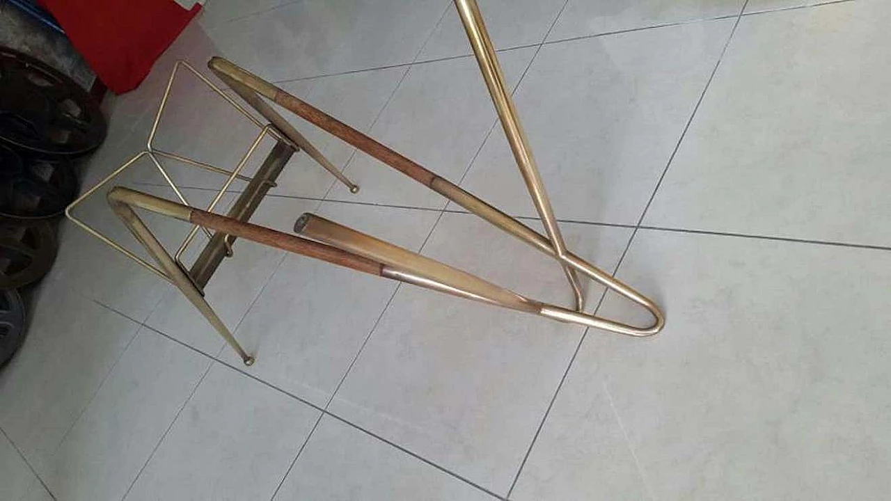 Brass and wood coffee table with magazine rack by Cesare Lacca, 1960s 6