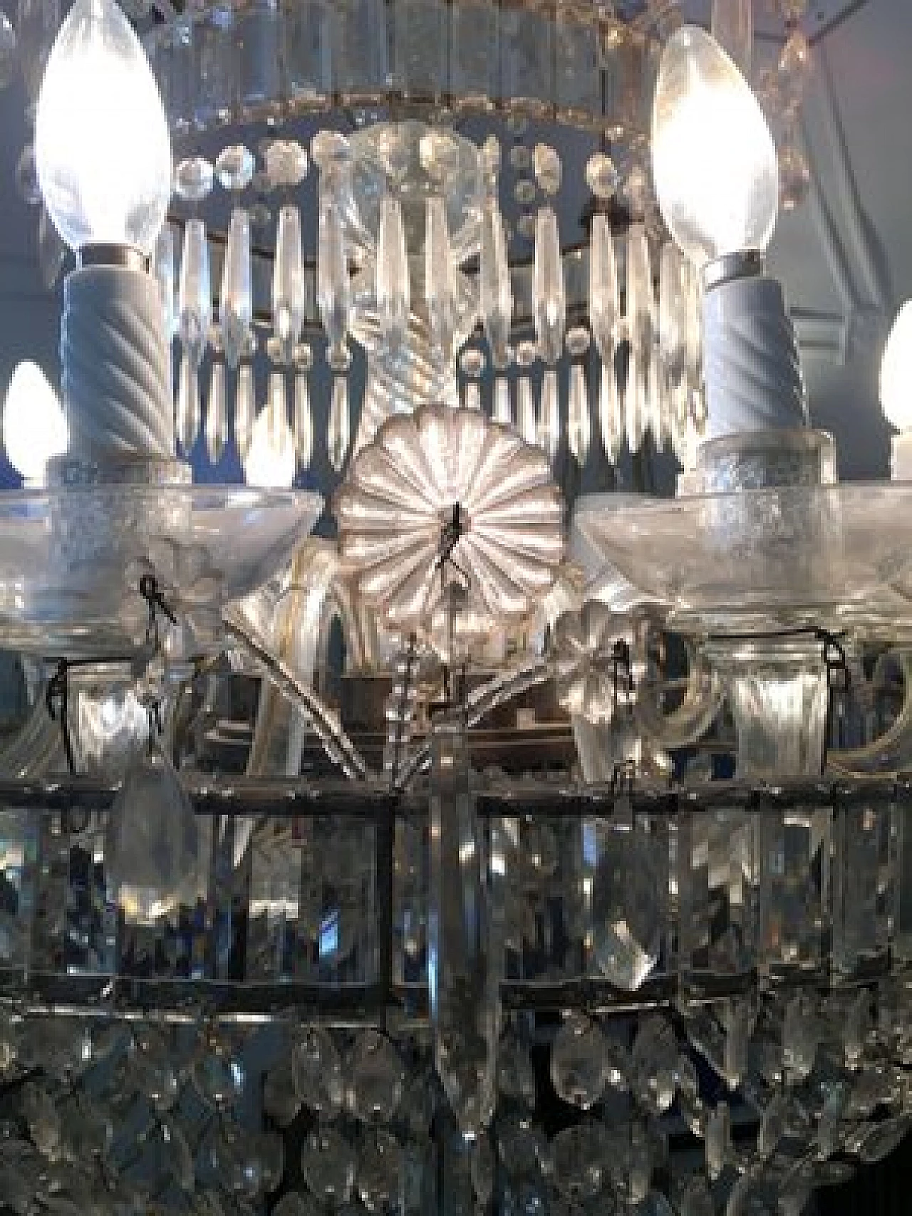 Twelve-light crystal chandelier, 1950s 3