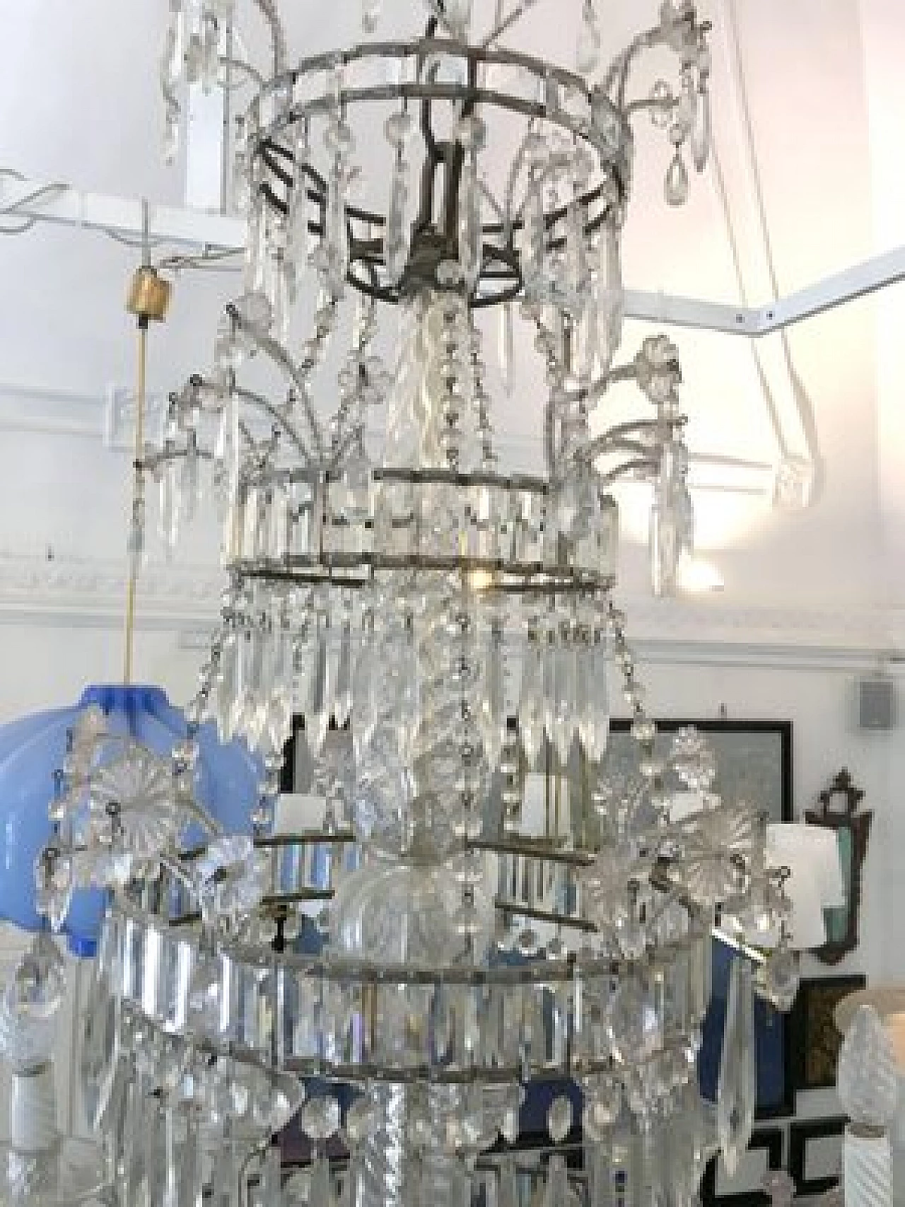 Twelve-light crystal chandelier, 1950s 6