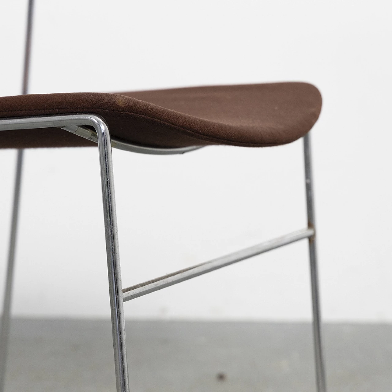 6 metal and fabric stacking chairs, 1970s 12