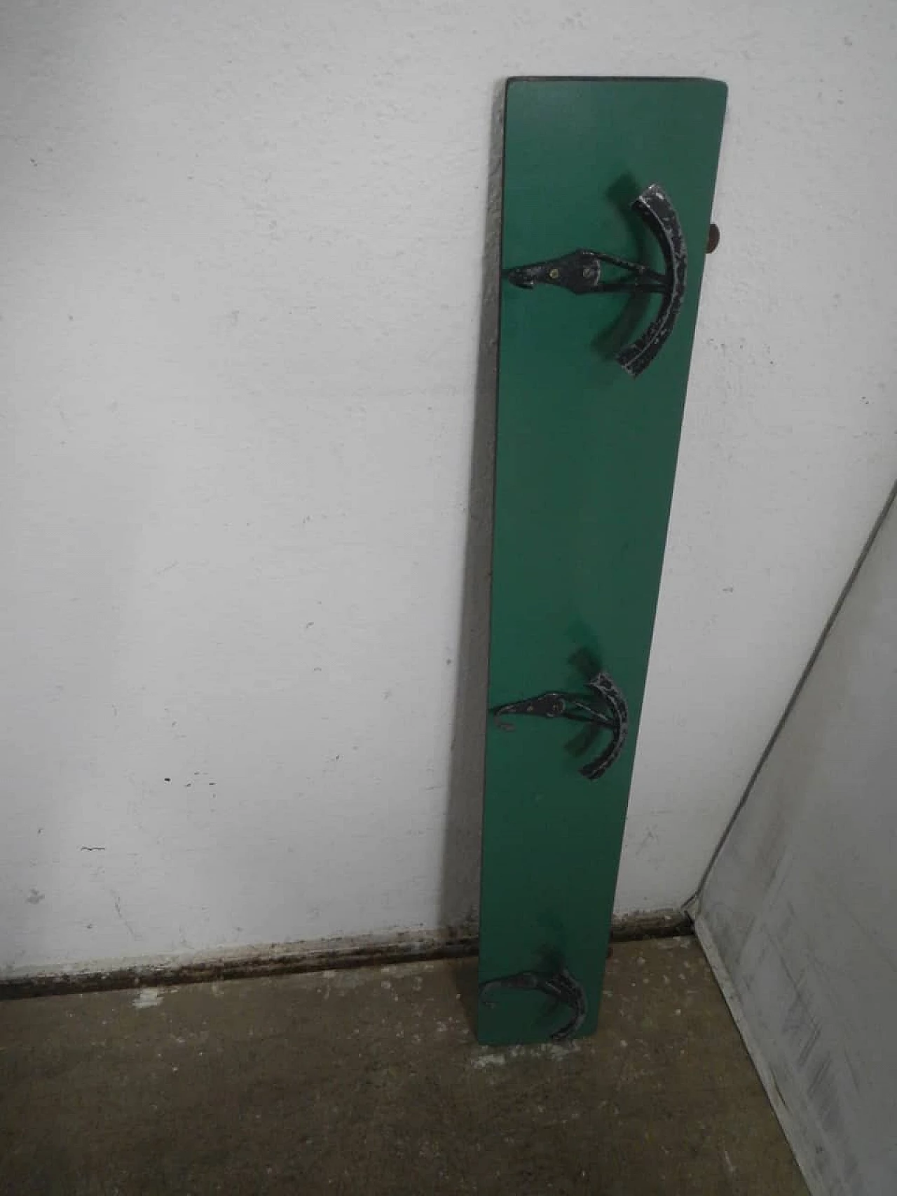 Spruce and green formica wall coat rack, 1970s 4