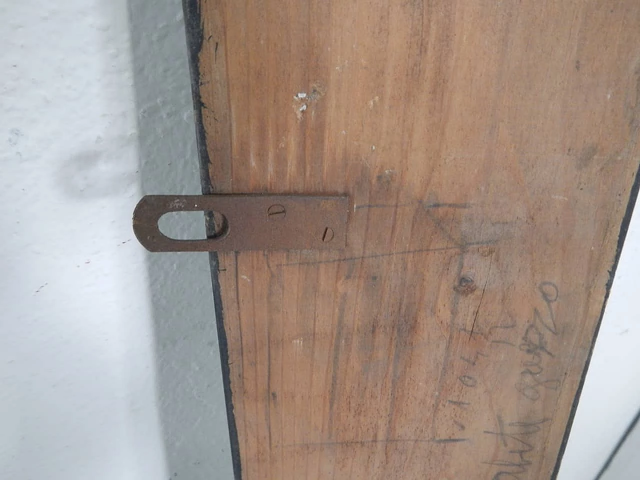 Appendiabiti da parete in abete e formica verde, anni '70 8