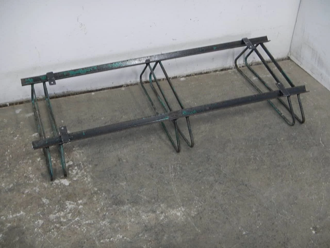 Three-seater iron bicycle rack, 1960s 9