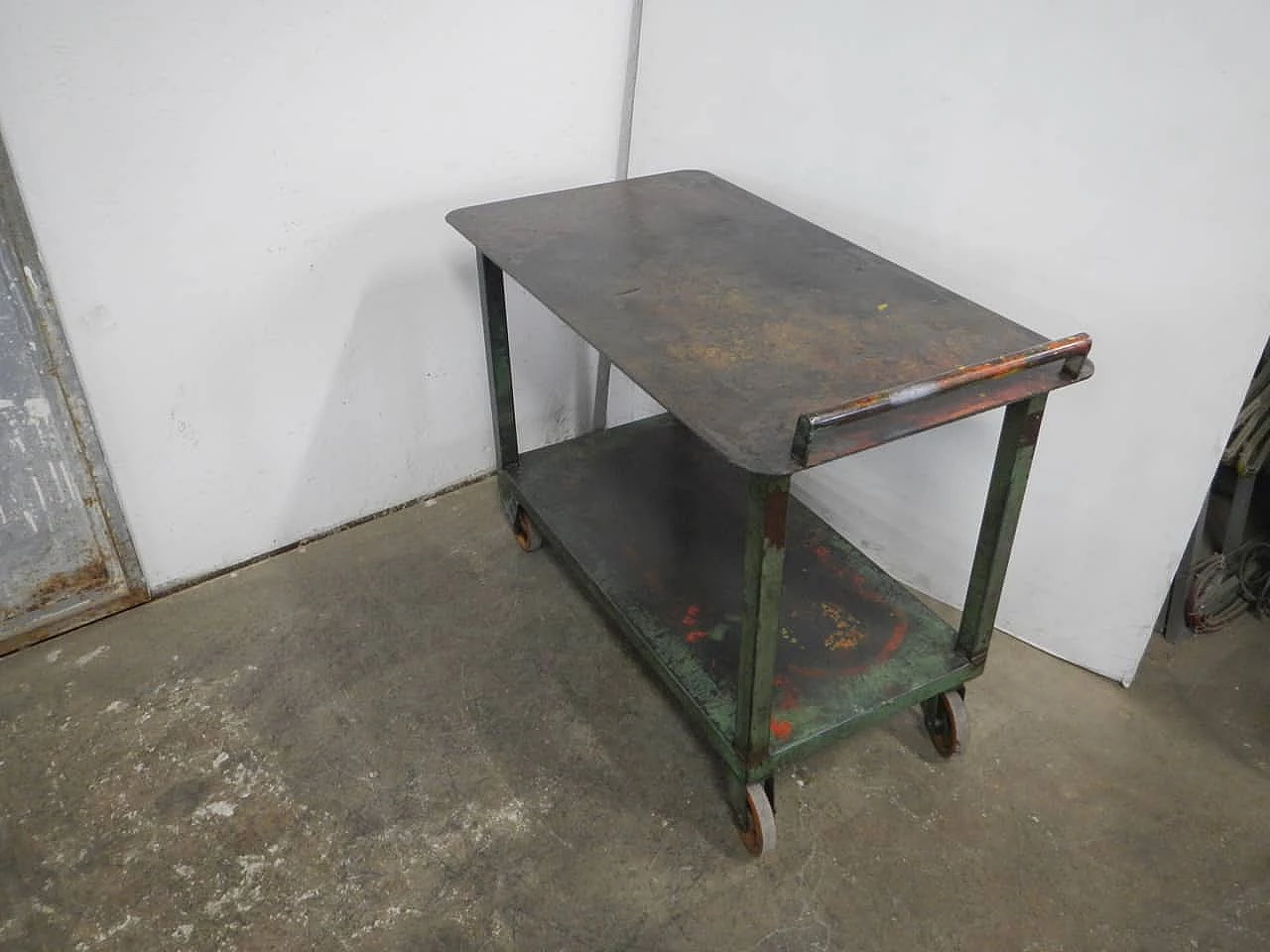Carrello da officina in metallo, anni '60 3