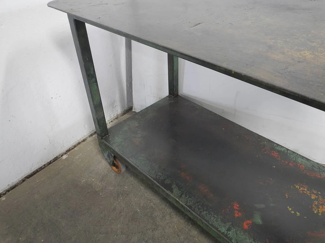 Carrello da officina in metallo, anni '60 9