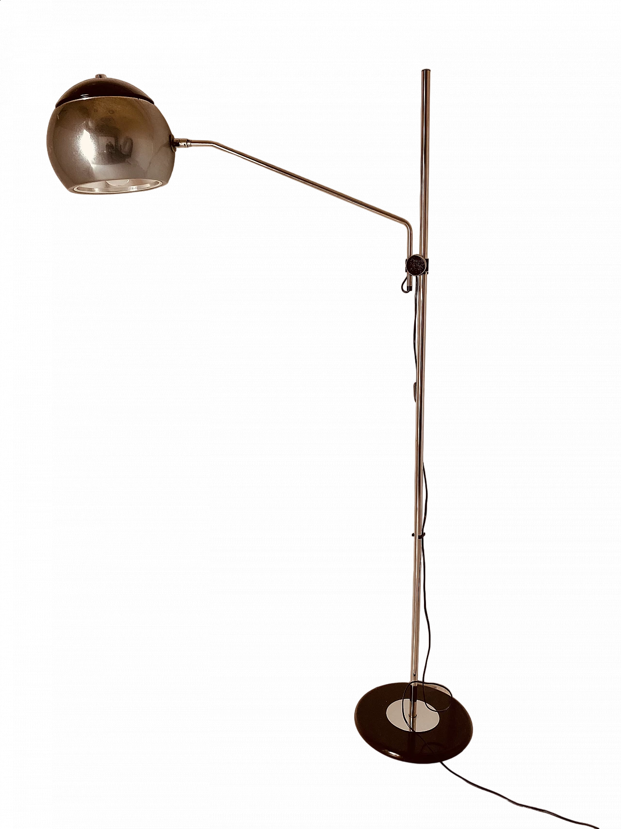 Chromed steel and iron floor lamp, 1960s 12