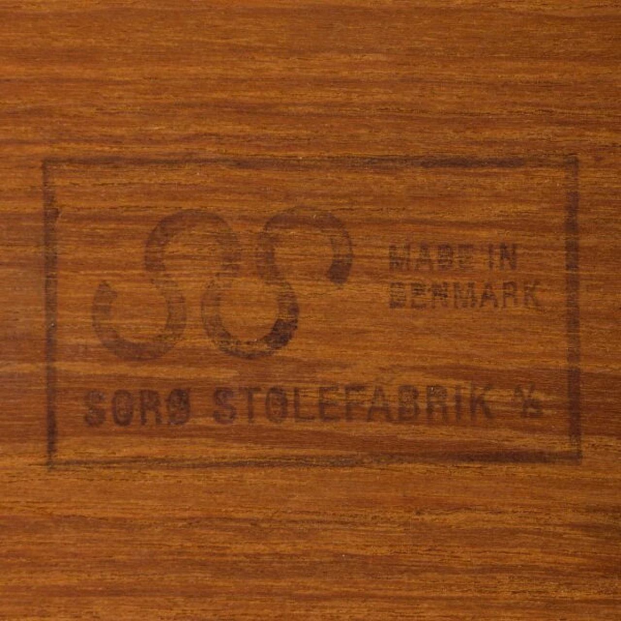 Extending dining table in rosewood by Henning Knaernulf for Sorø Stolefabrik, 1960s 13