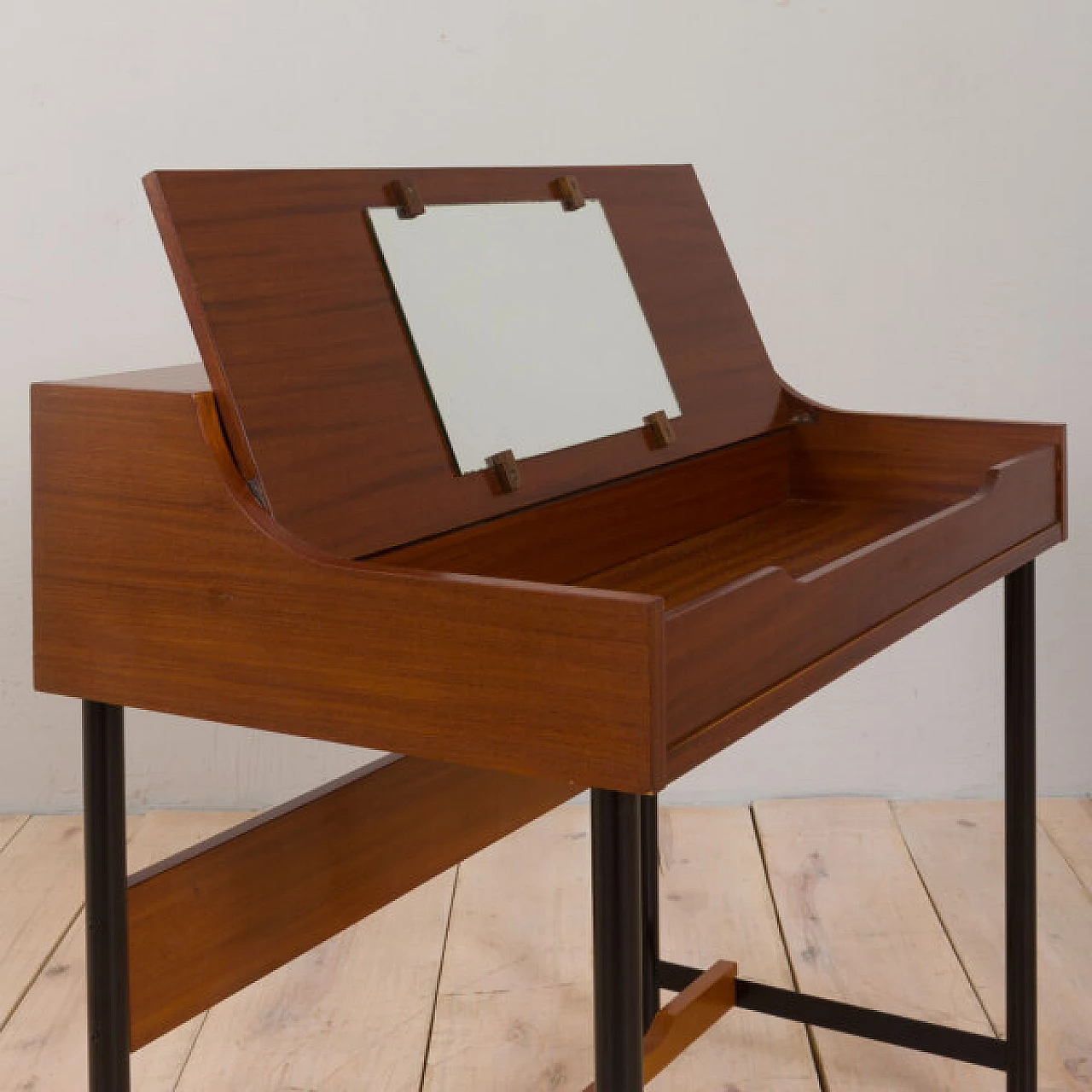 Teak desk with concealed dressing table, 1970s 15