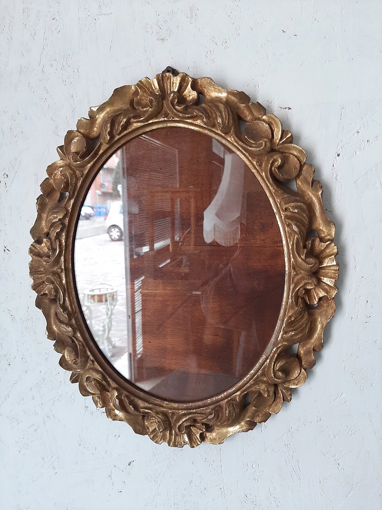Mirror with gilded carved wooden frame, 20th century 2