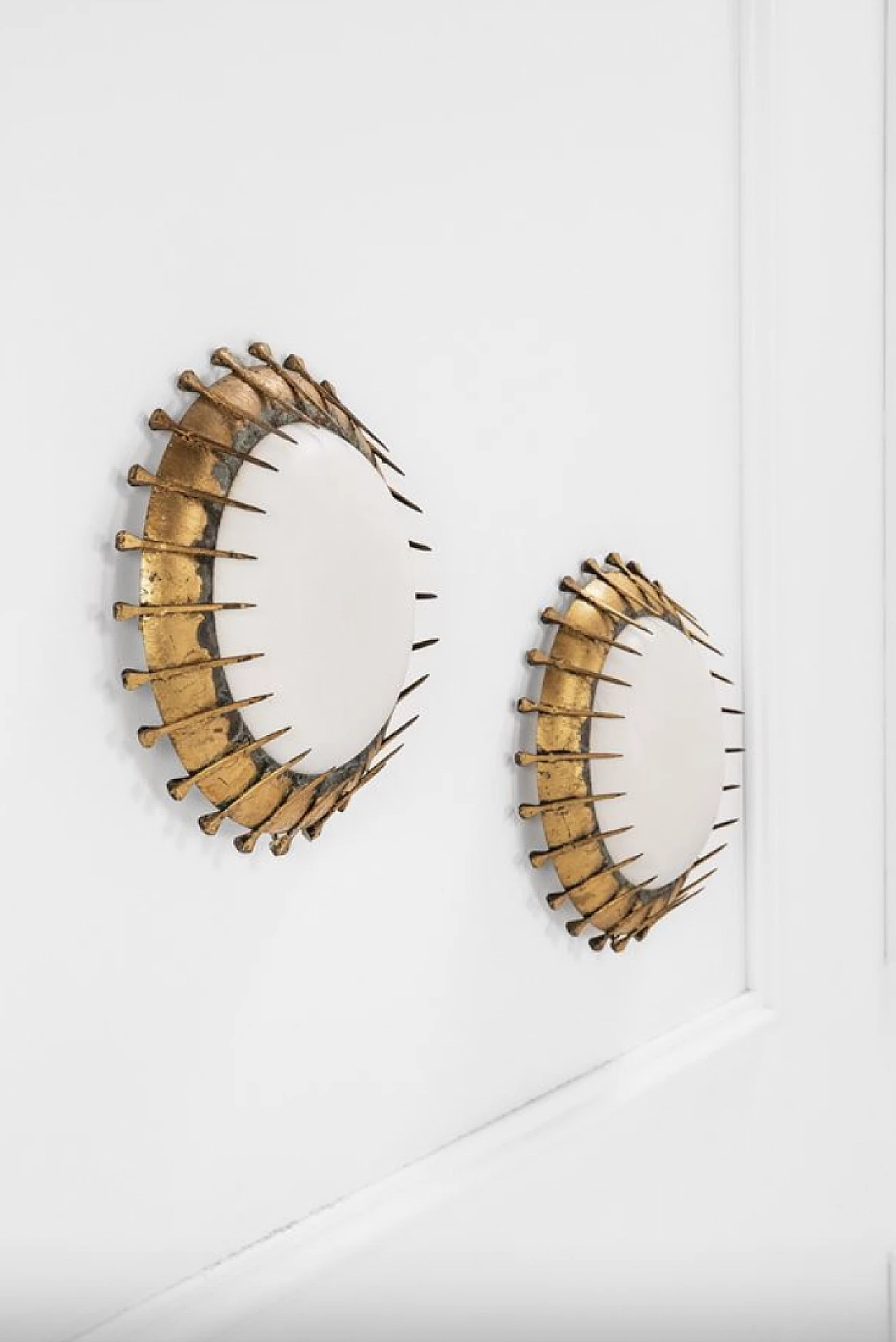 Pair of brutalist wall sconces in gilded metal and curved glass, 1960s 14