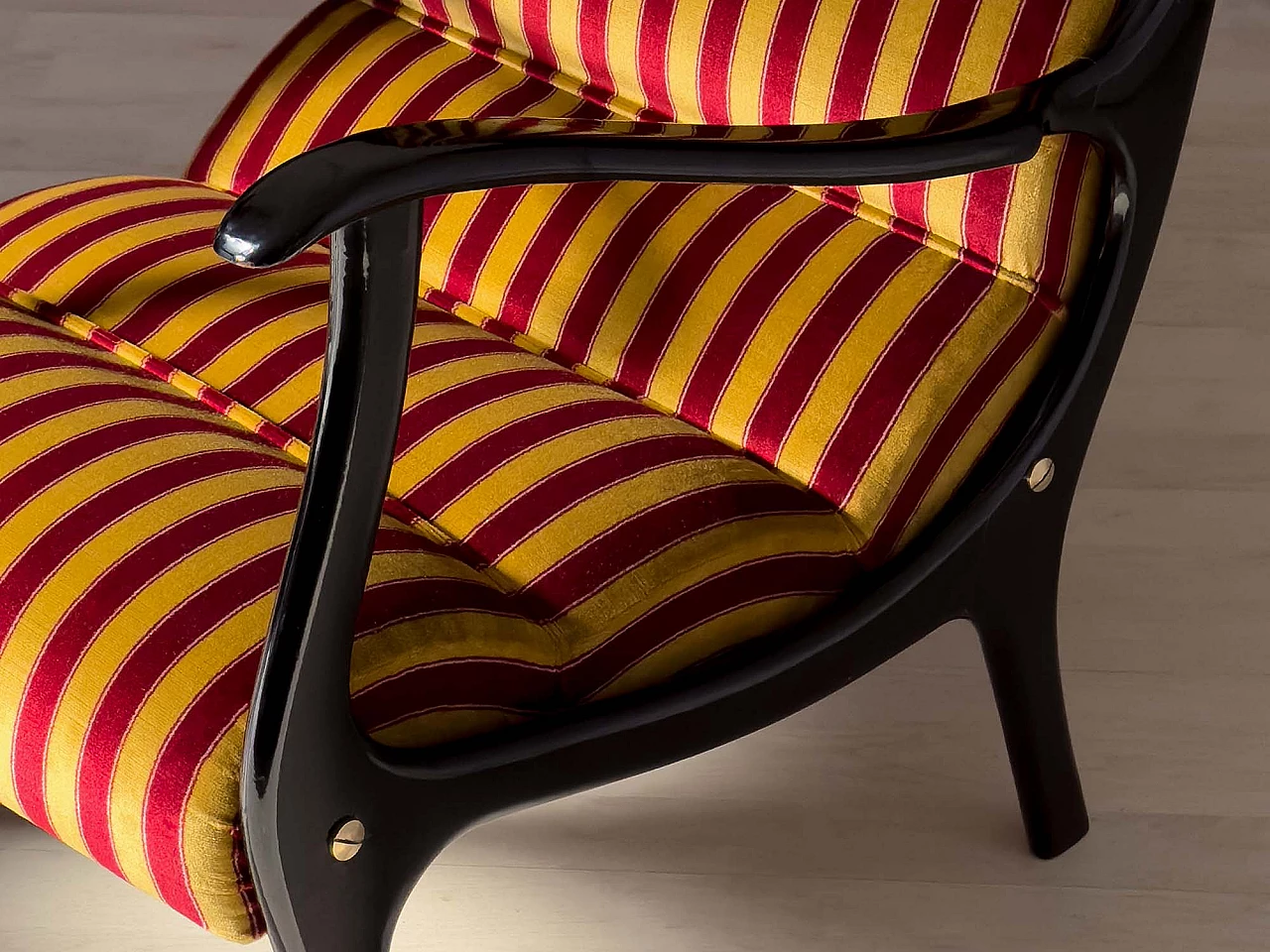 Pair of Mitzi armchairs by Ezio Longhi for Elam, 1950s 6