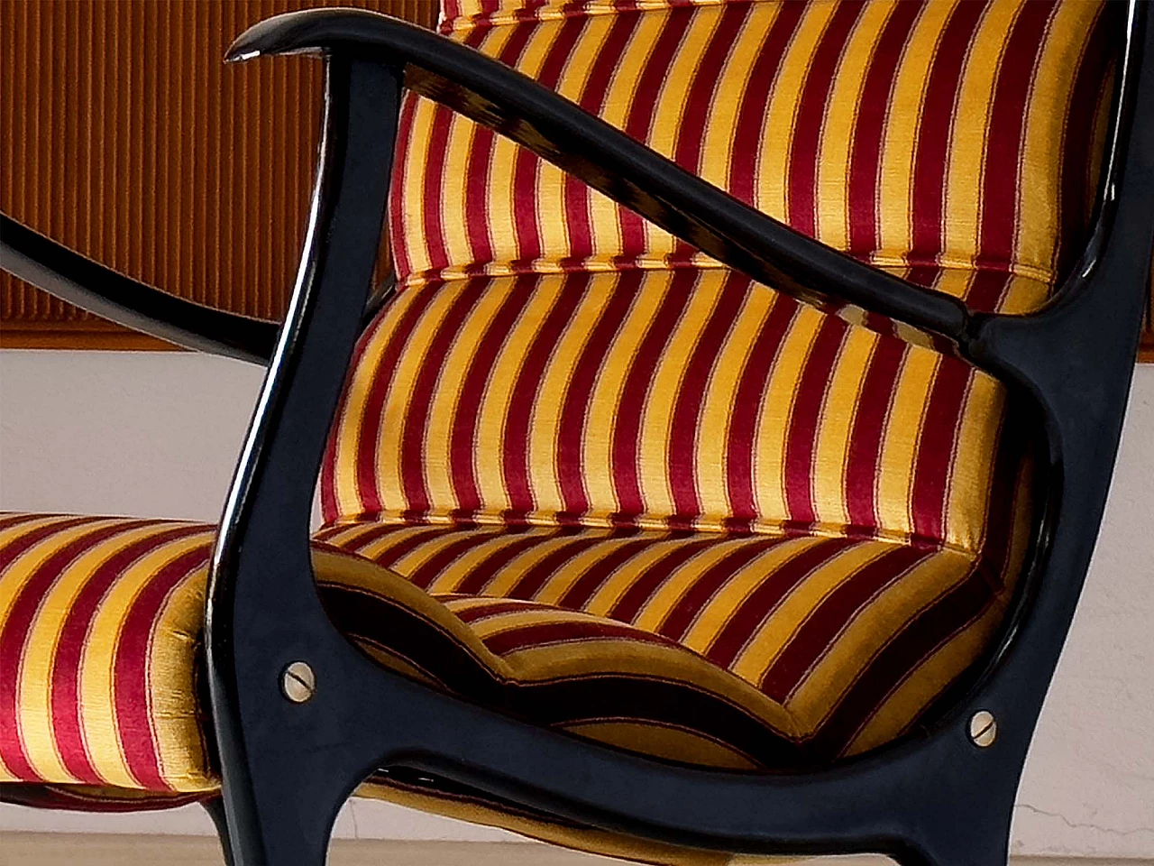 Pair of Mitzi armchairs by Ezio Longhi for Elam, 1950s 16