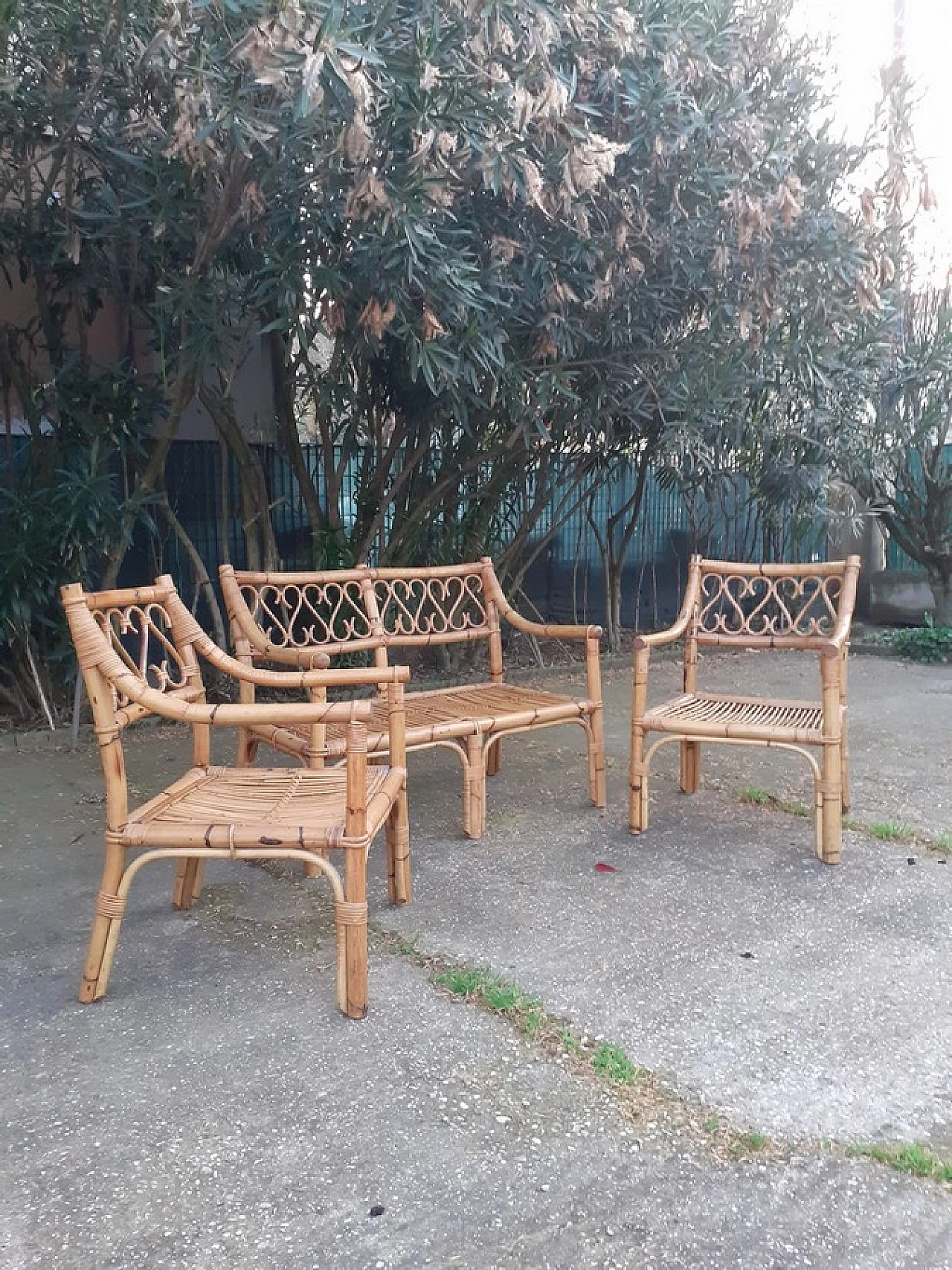Bamboo sofa and pair of armchairs, 1970s 2