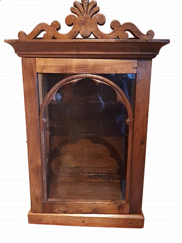 Louis Philippe display case in solid walnut with cymatium, 19th century