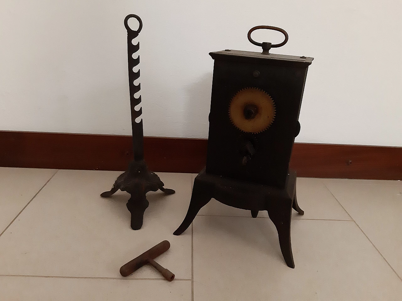 Girarrosto da camino in ghisa, inizio '900 7