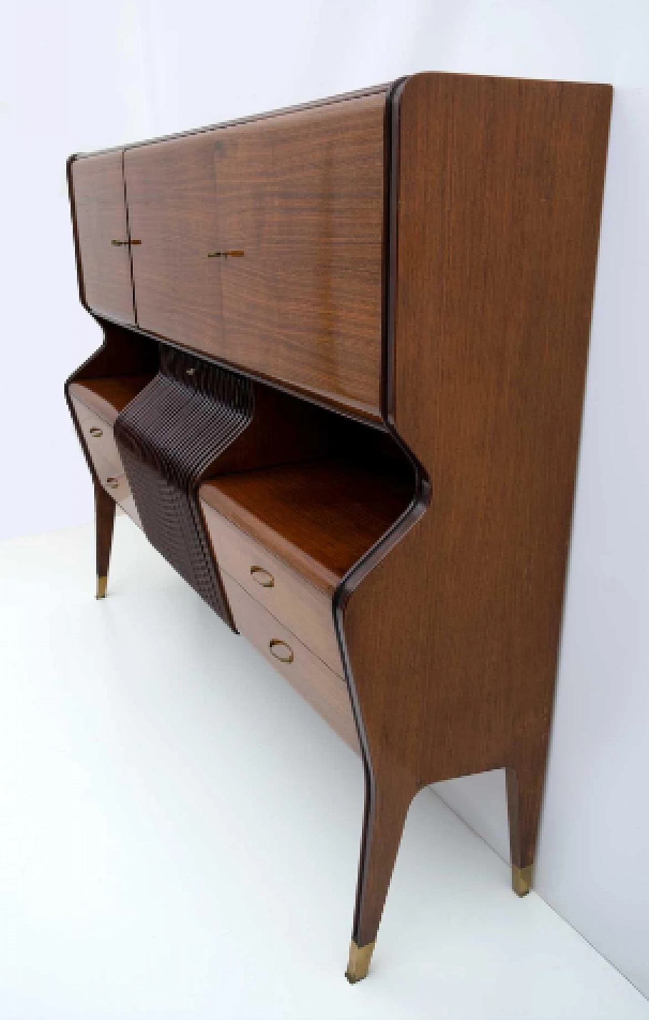 Walnut sideboard by Osvaldo Borsani for Arredamenti Borsani Varedo, 1950s 9