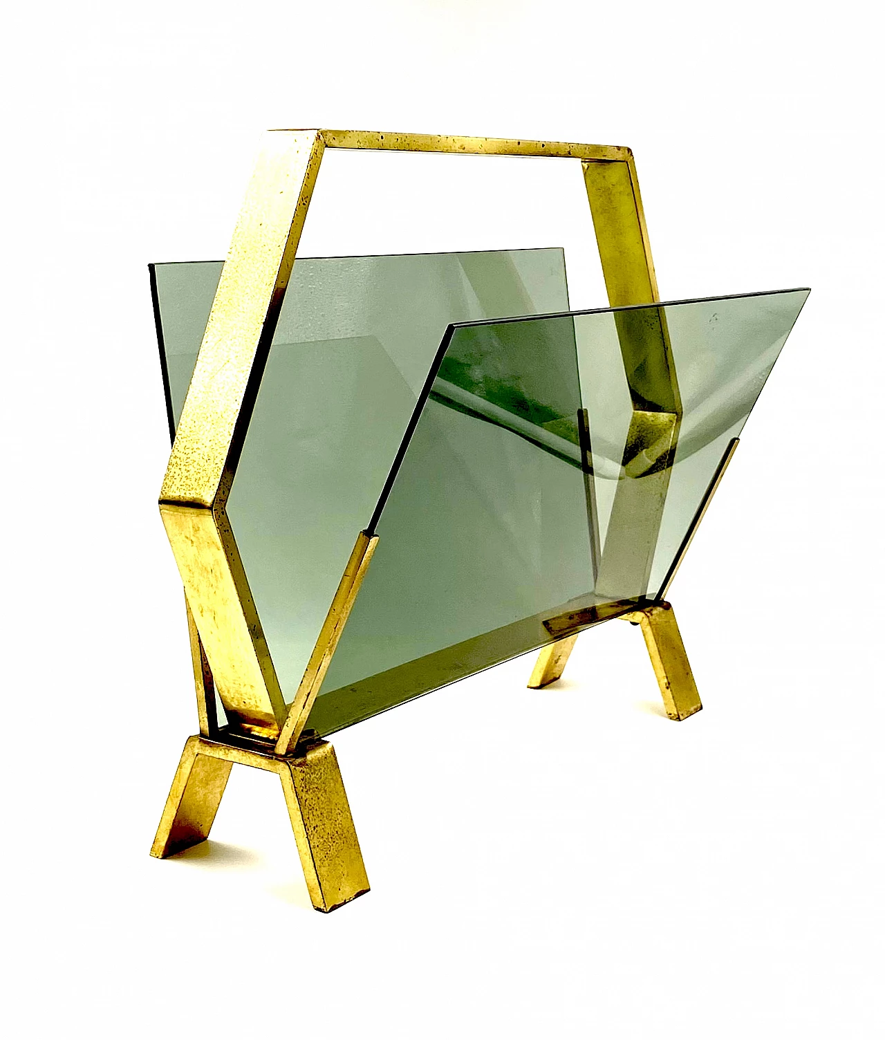 Brass and smoked glass magazine rack, 1970s 15