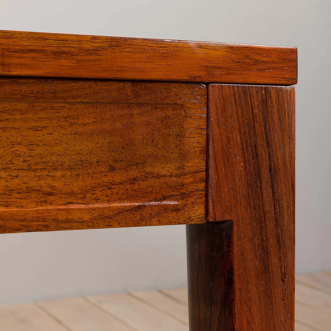 Tavolo Diplomat in palissandro di Finn Juhl per Cado, anni '60 9