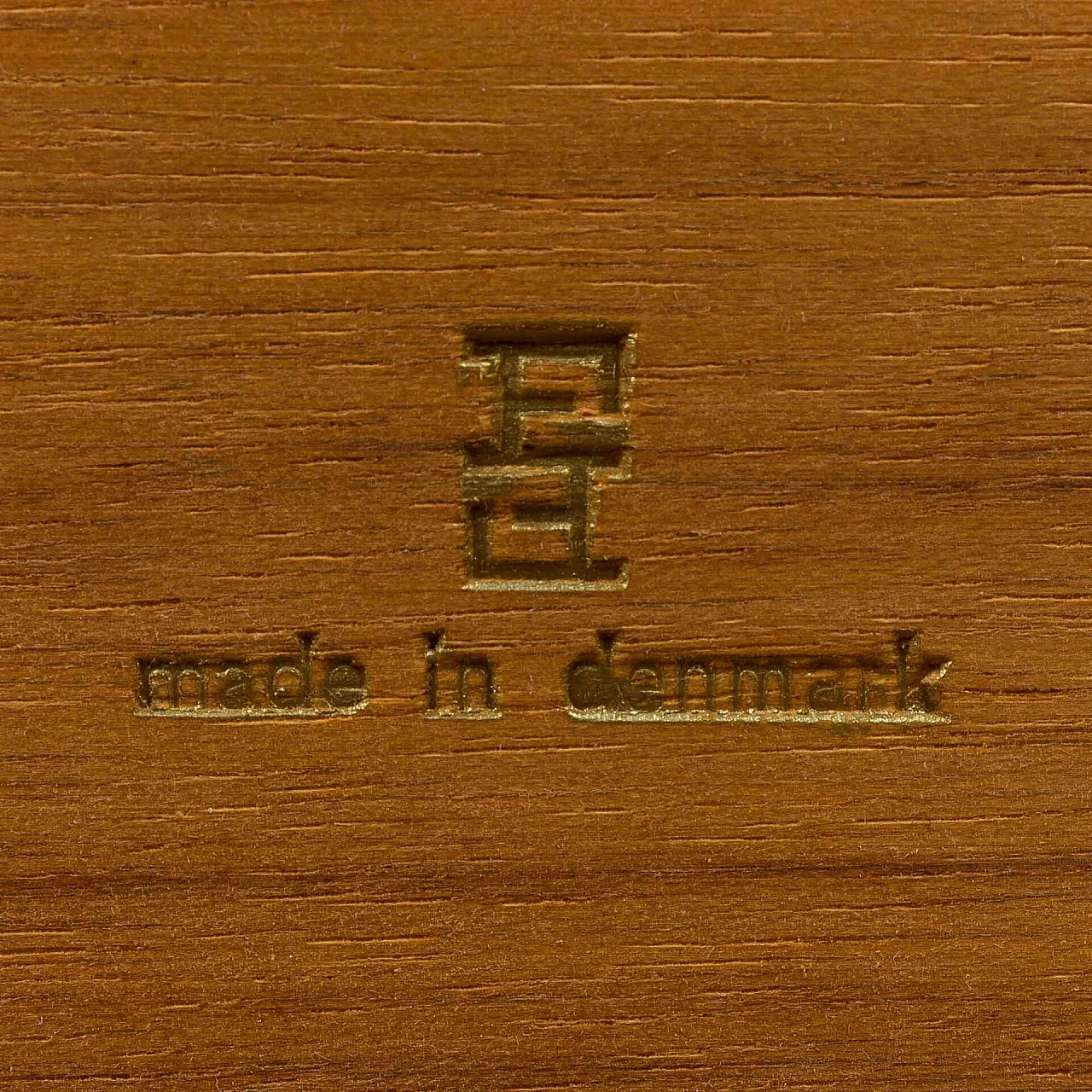 Tavolo Diplomat in palissandro di Finn Juhl per Cado, anni '60 12