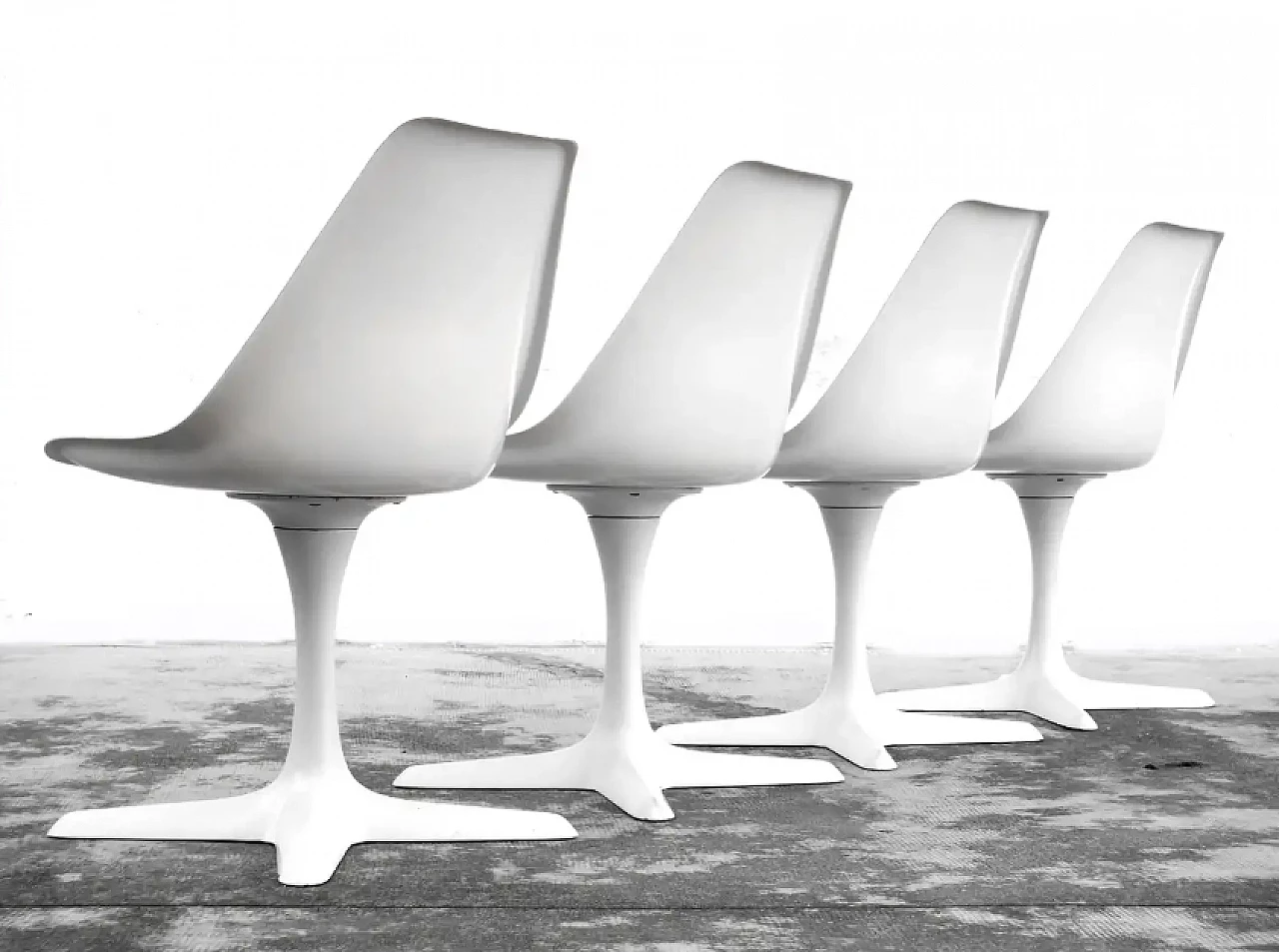 4 acrylic and plastic chairs by Burke Maurice for Arkana British, 1960s 3