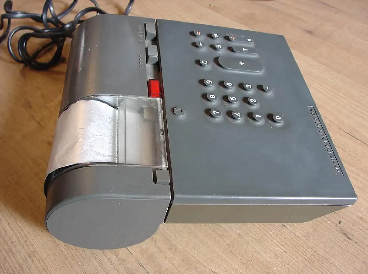 Olivetti Divisumma 28 calculator by Mario Bellini, 1970s 4