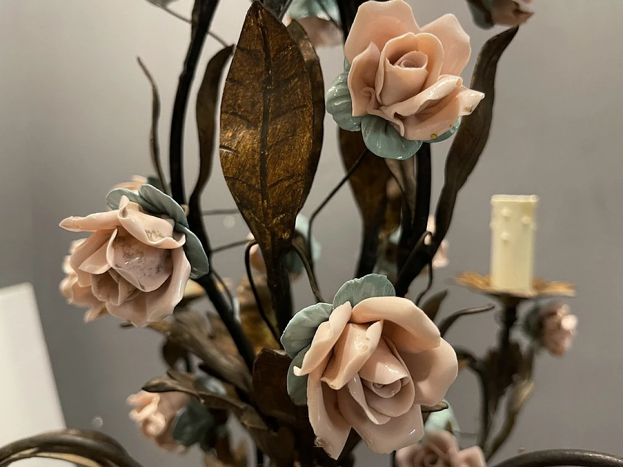 Rose flower chandelier in porcelain by Tole, 1960s 4