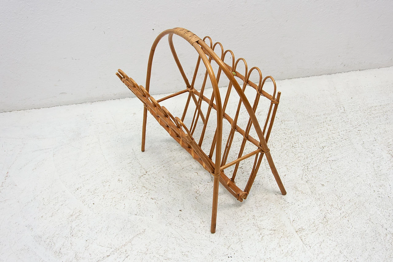Rattan magazine rack by Jan Kalous for Úluv, 1960s 5