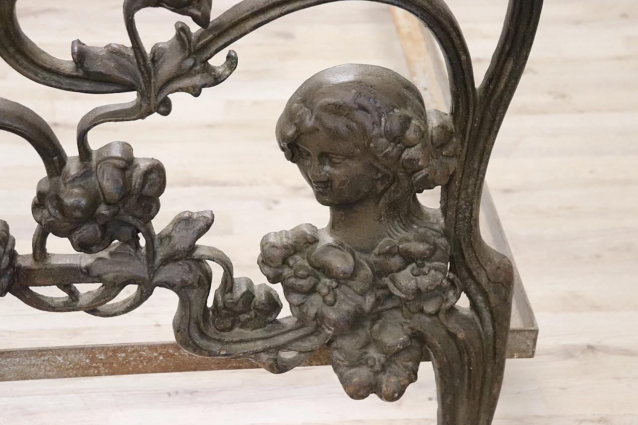 Hand-forged cast iron Art Nouveau double bed, late 19th century 7