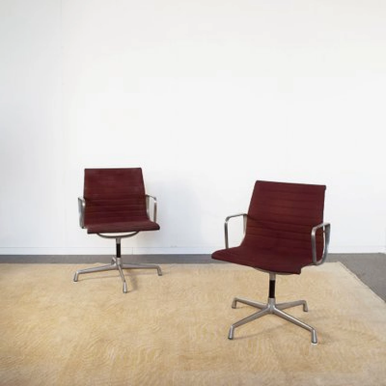 Coppia di poltrone di Charles & Ray Eames per Herman Miller, anni '70 2