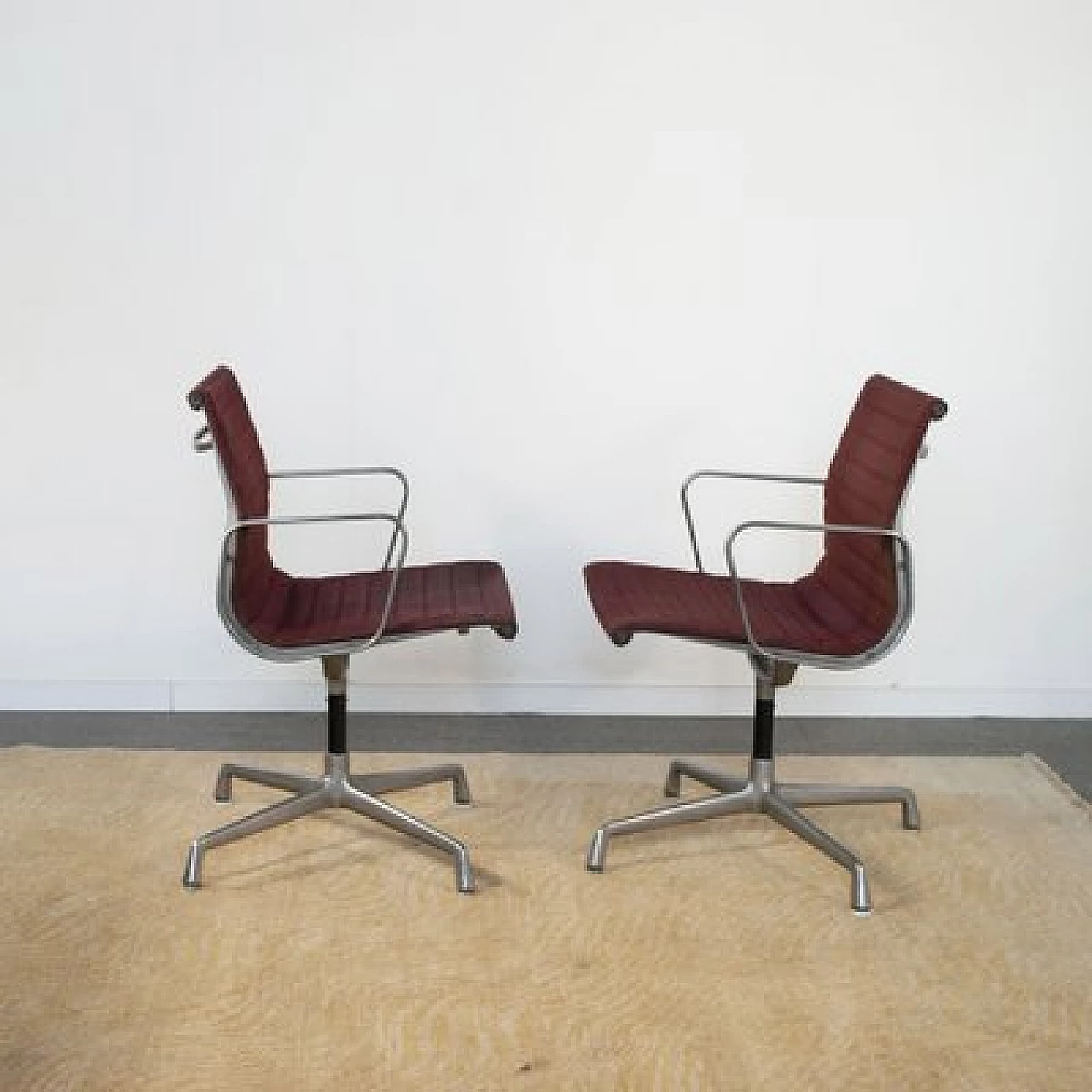 Pair of armchairs by Charles & Ray Eames for Herman Miller, 1970s 6