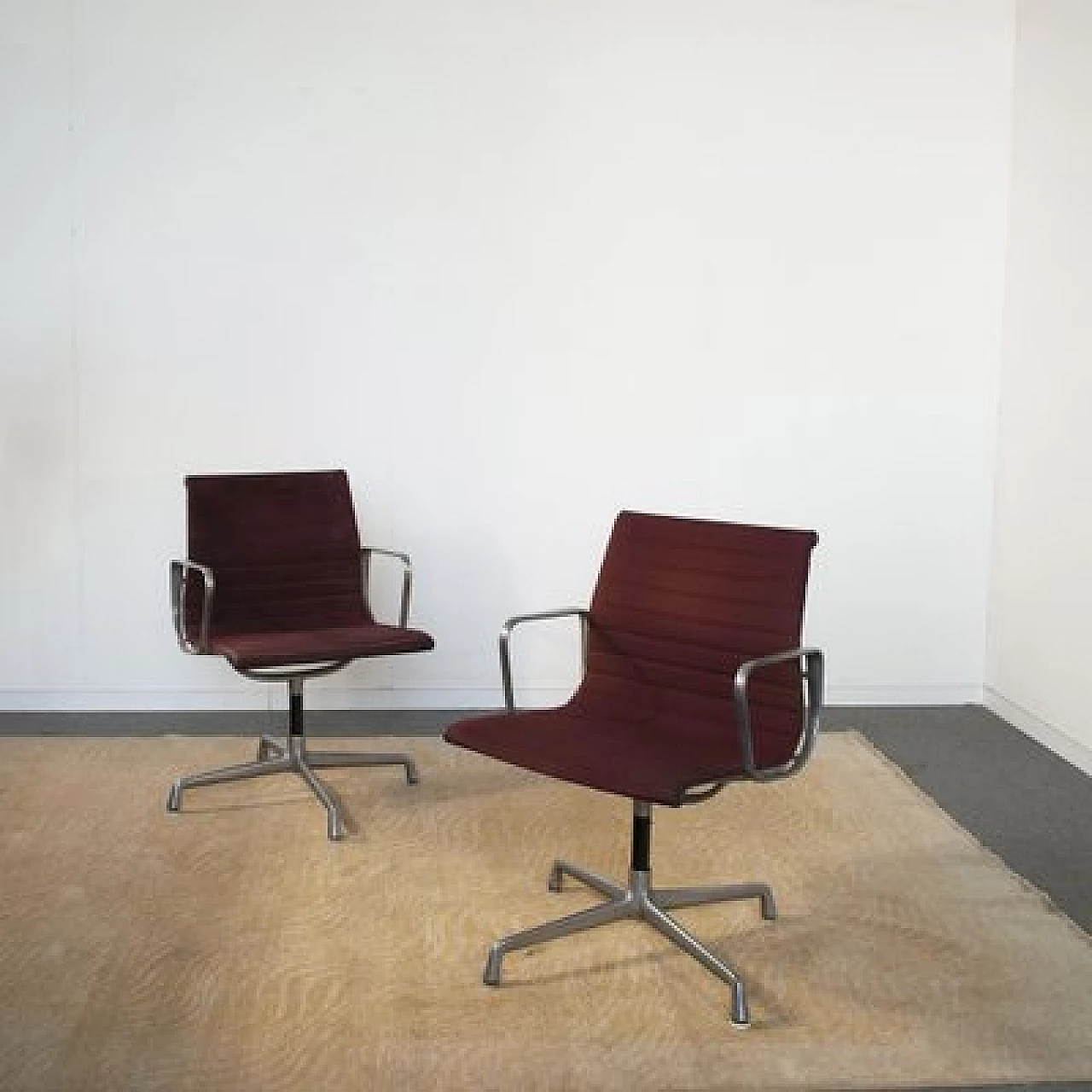 Coppia di poltrone di Charles & Ray Eames per Herman Miller, anni '70 9