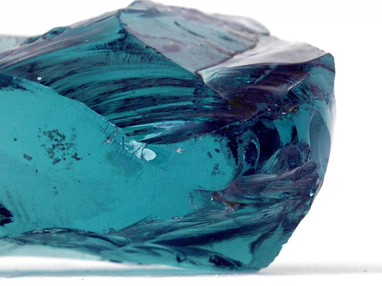 Chiselled glass paperweight by Pietro Chiesa for Fontana Arte, 1950s 6