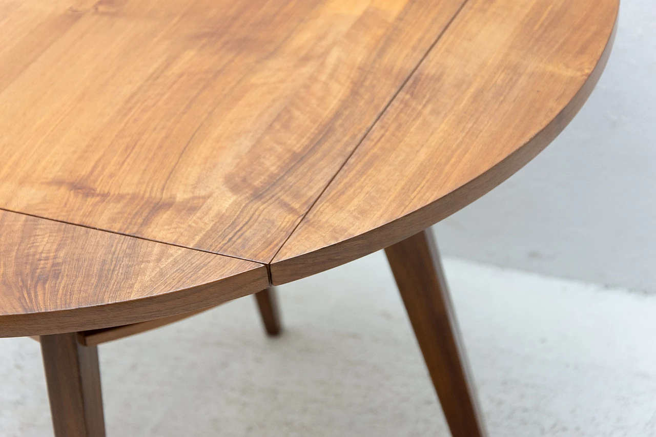 Folding walnut coffee table, 1950s 10