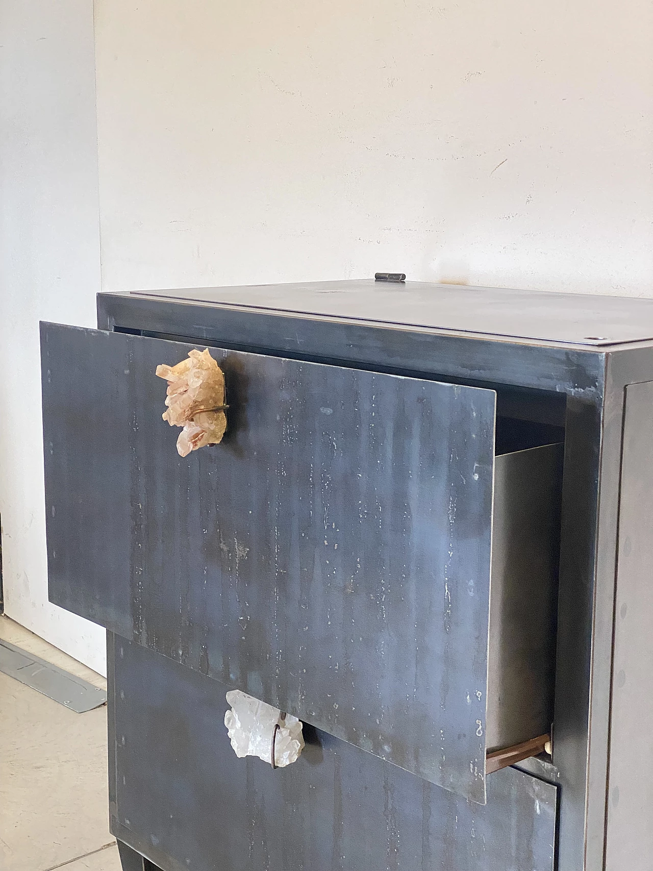 Iron dresser with quartz knobs, 1990s 9