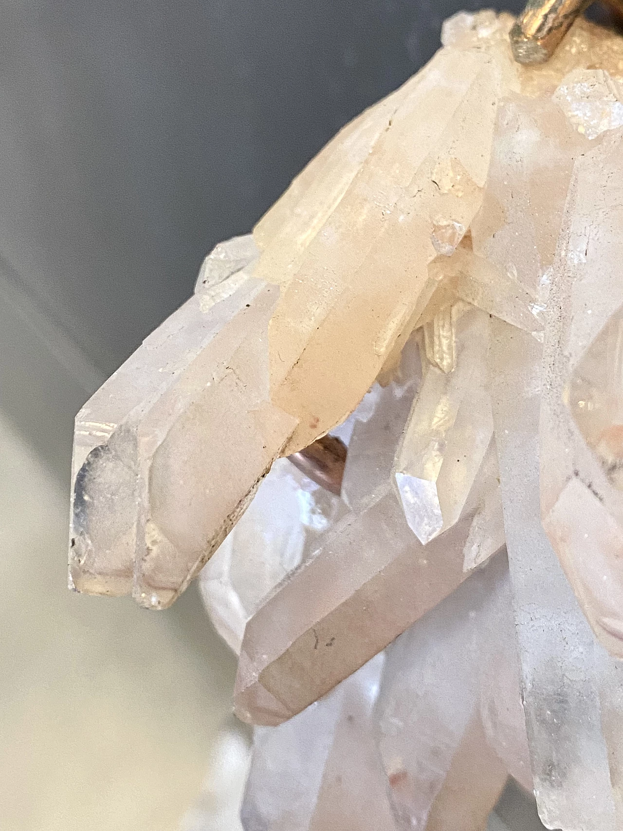 Iron dresser with quartz knobs, 1990s 17