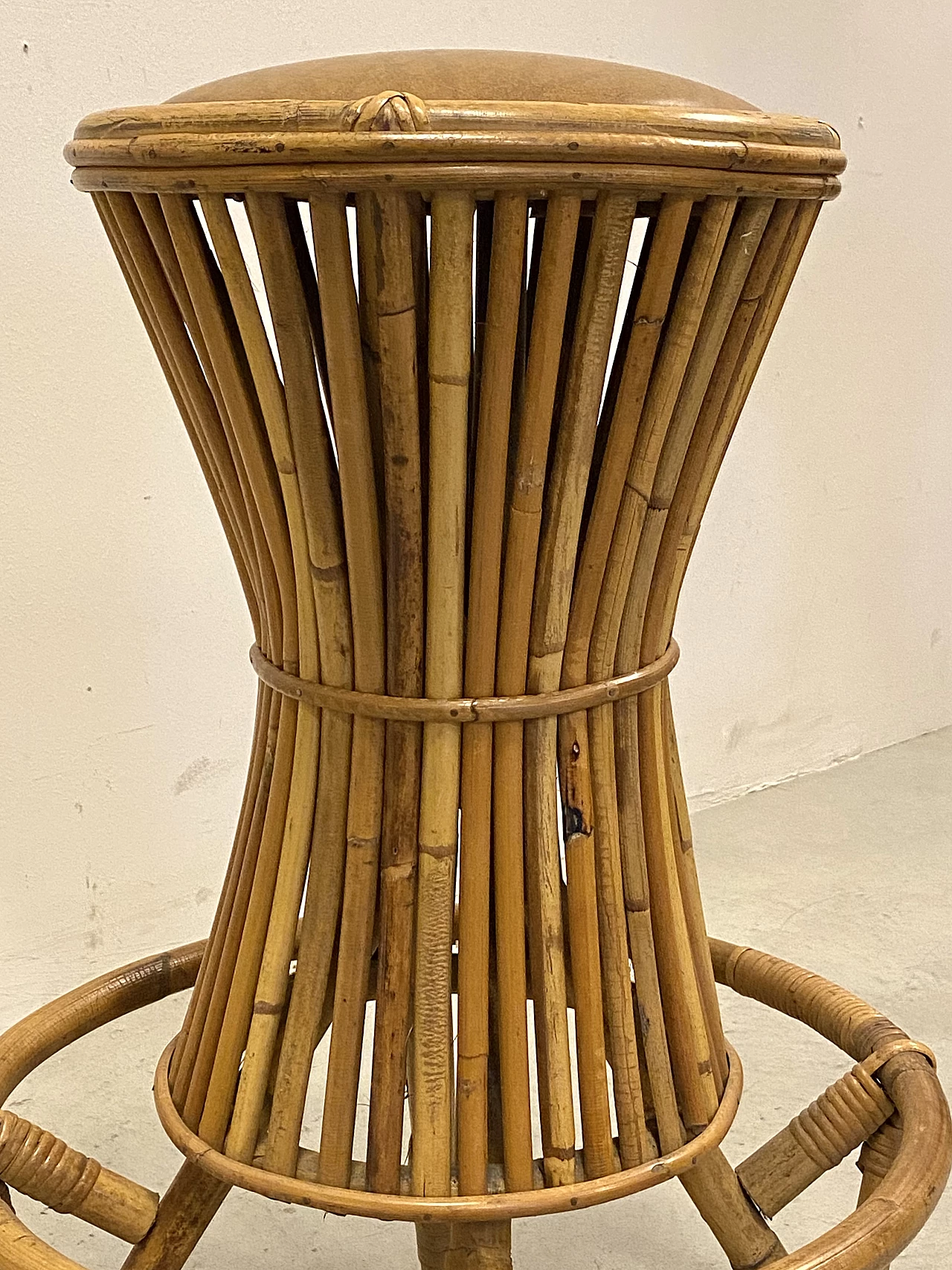 Pair of bamboo and leatherette bar stools, 1970s 7