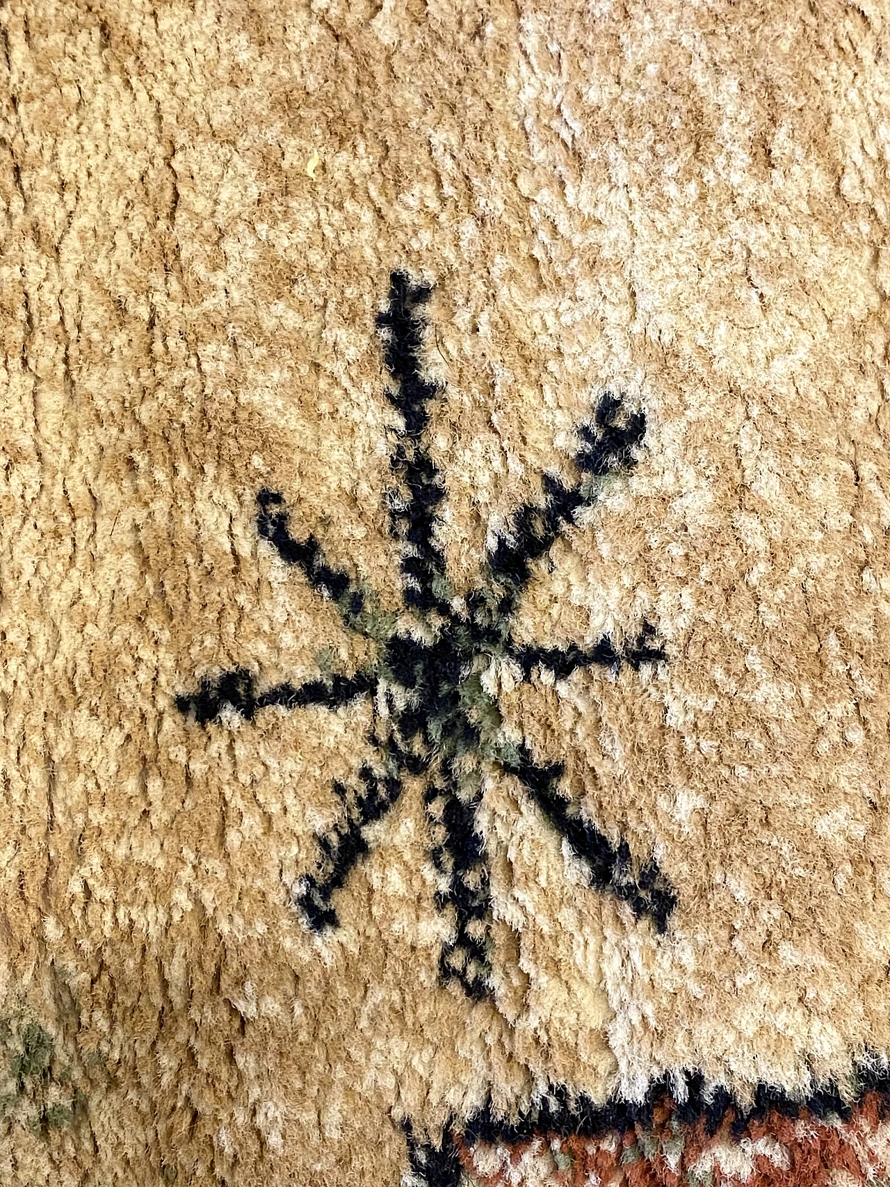 Tappeto rettangolare con disegni ispirati a Paul Klee, anni '80 4