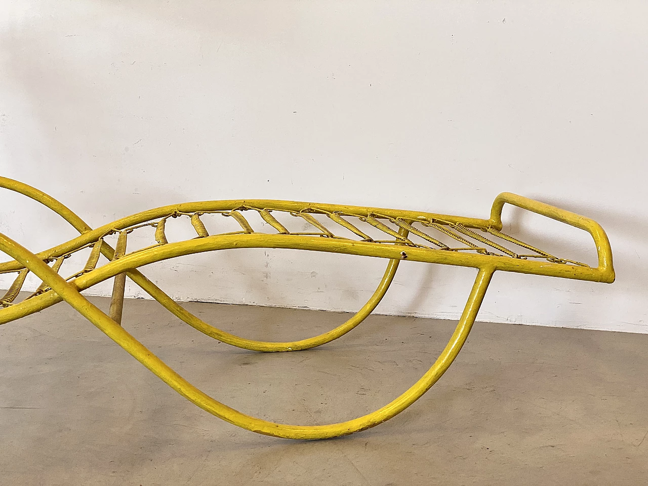Pair of yellow painted wrought iron deck chairs, 1950s 13
