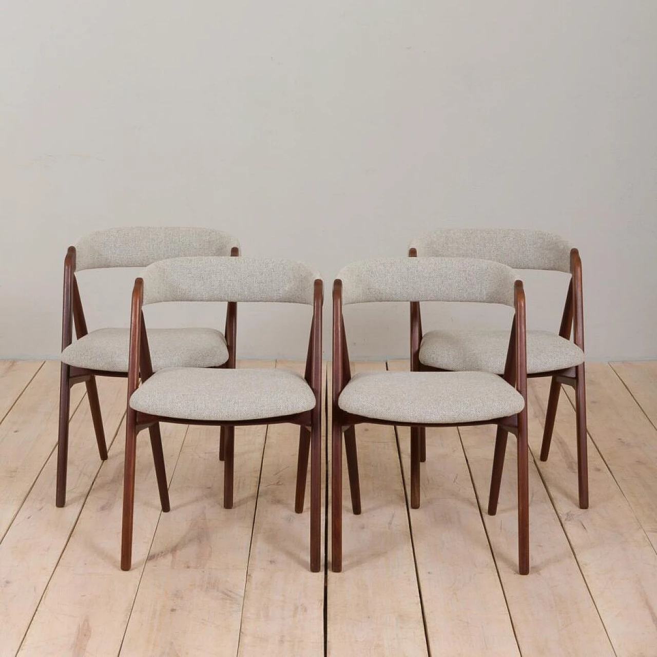 4 Teak and beige wool chairs by Thomas Harlev for Farstrup Møbler, 1950s 1