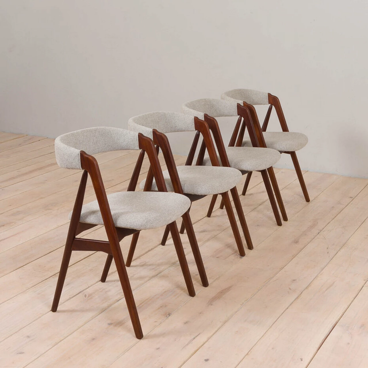 4 Teak and beige wool chairs by Thomas Harlev for Farstrup Møbler, 1950s 3
