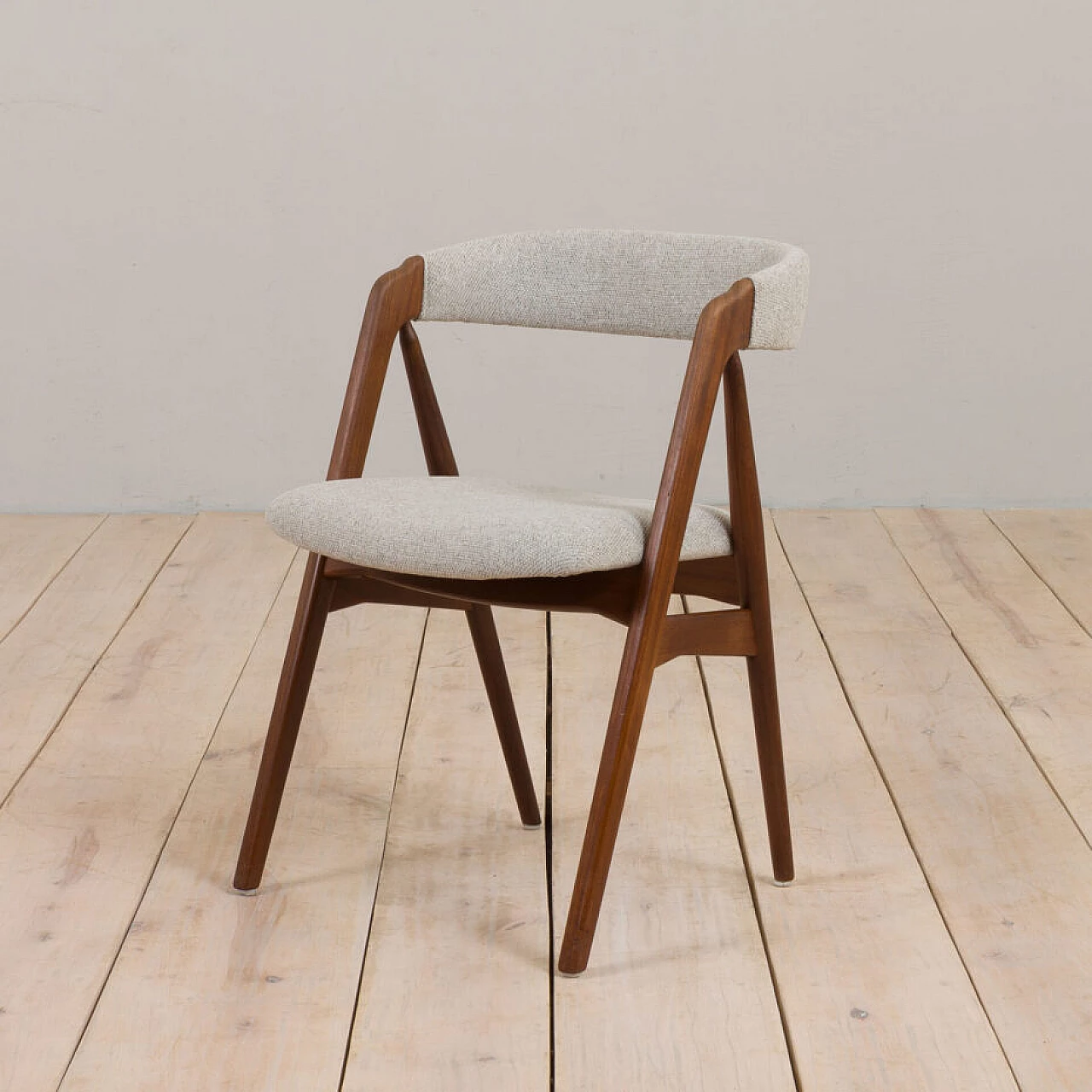 4 Teak and beige wool chairs by Thomas Harlev for Farstrup Møbler, 1950s 6
