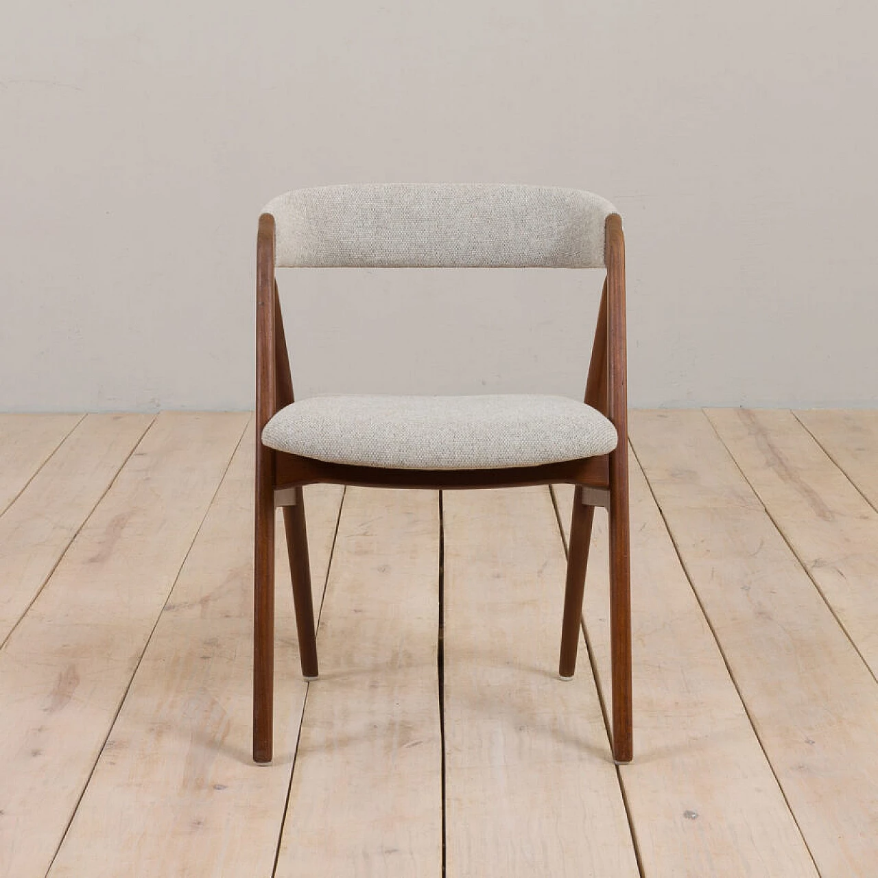 4 Teak and beige wool chairs by Thomas Harlev for Farstrup Møbler, 1950s 7