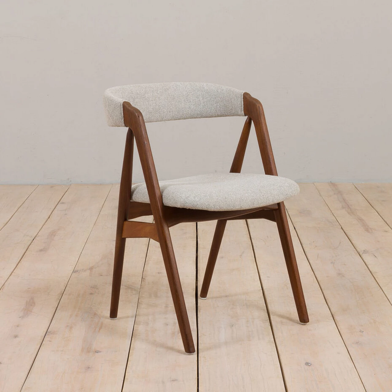 4 Teak and beige wool chairs by Thomas Harlev for Farstrup Møbler, 1950s 8
