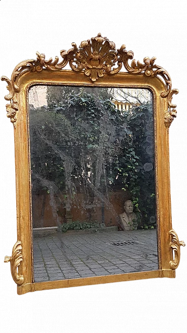 Gilded wooden mirror with floral motifs, first half of the 19th century